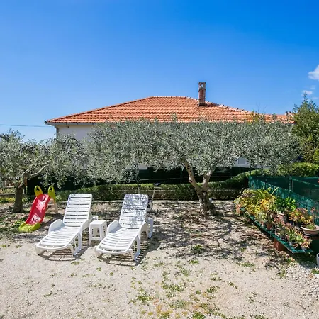 Σπίτι διακοπών House With A Parking Space - 23967